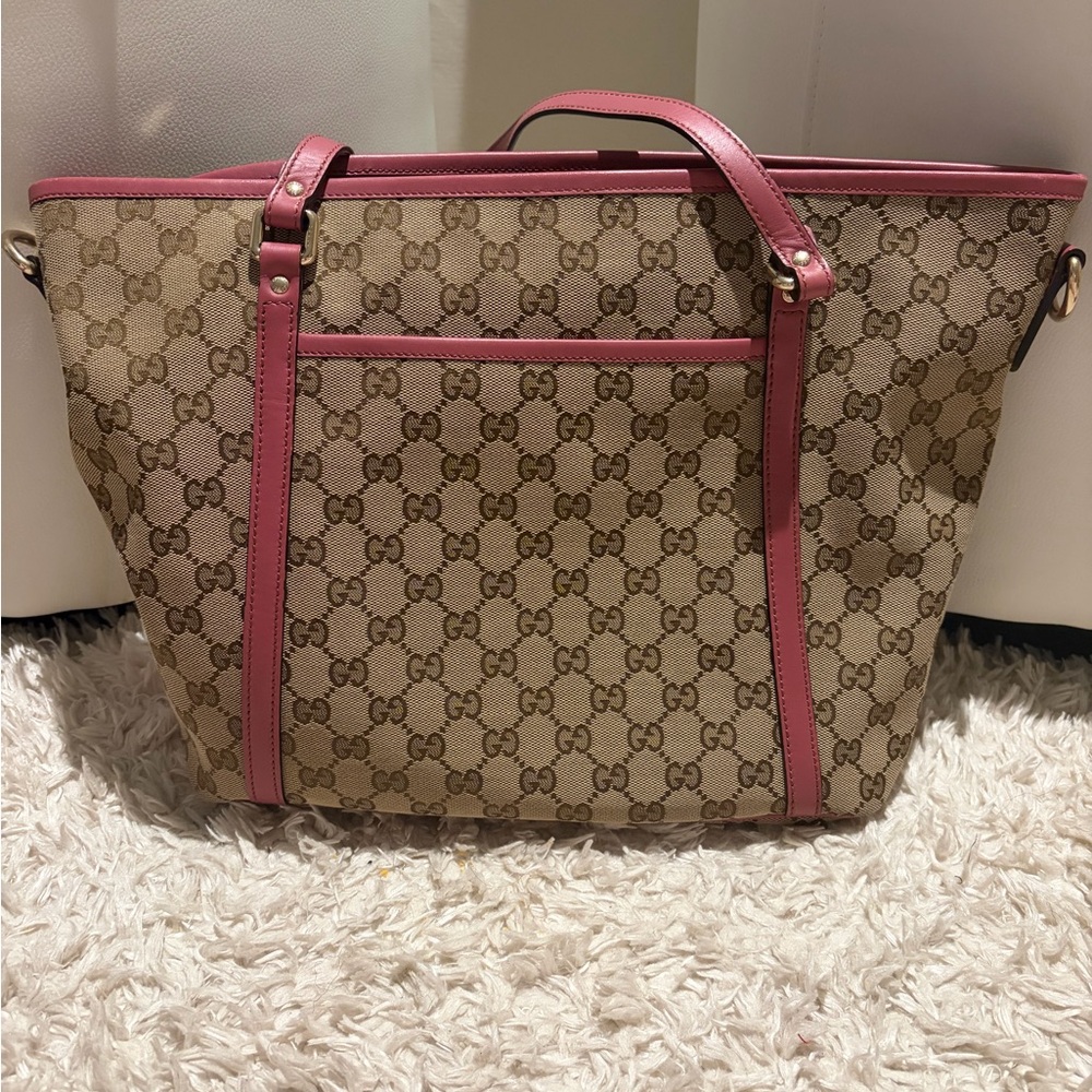 Gucci Beige and Pink Monogram Tote Bag - Picture 3 of 6